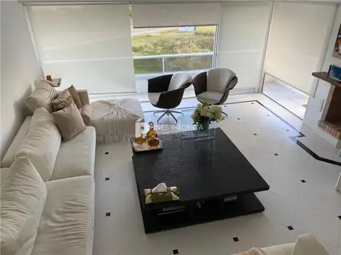 Departamento en Venta de 5 ambientes