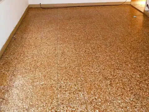 Olavarria 500 , Piso 1