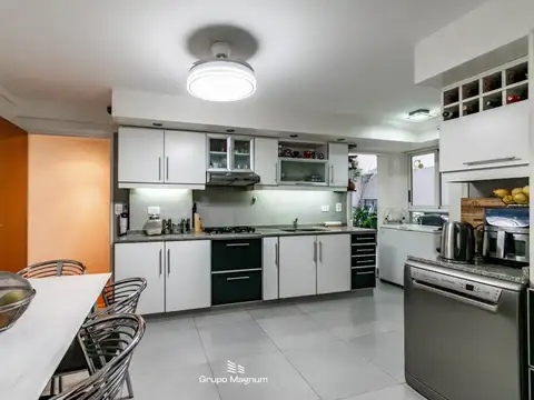 Departamento en Venta con 1 cocheras