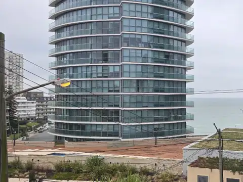 ALQUILER  DEPARTAMENTO 2 AMBIENTES CON VISTA AL MAR.