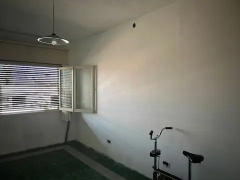 Galpon en Venta 24,64  mts Fondo