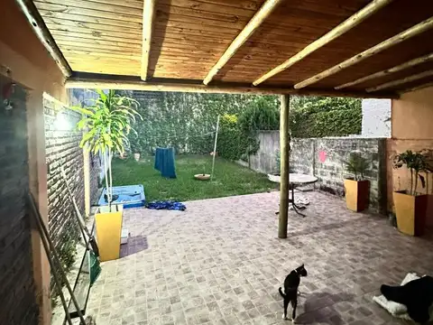 Casa 3 ambientes con 1 baño