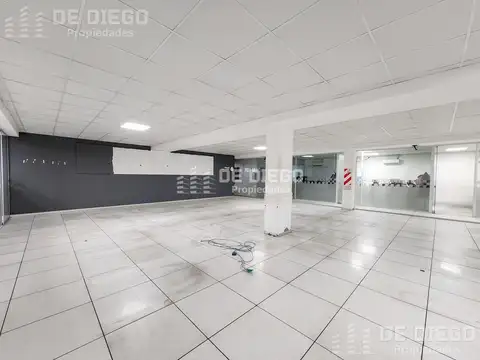 Oficina en Alquiler en Olivos, USD 3.045