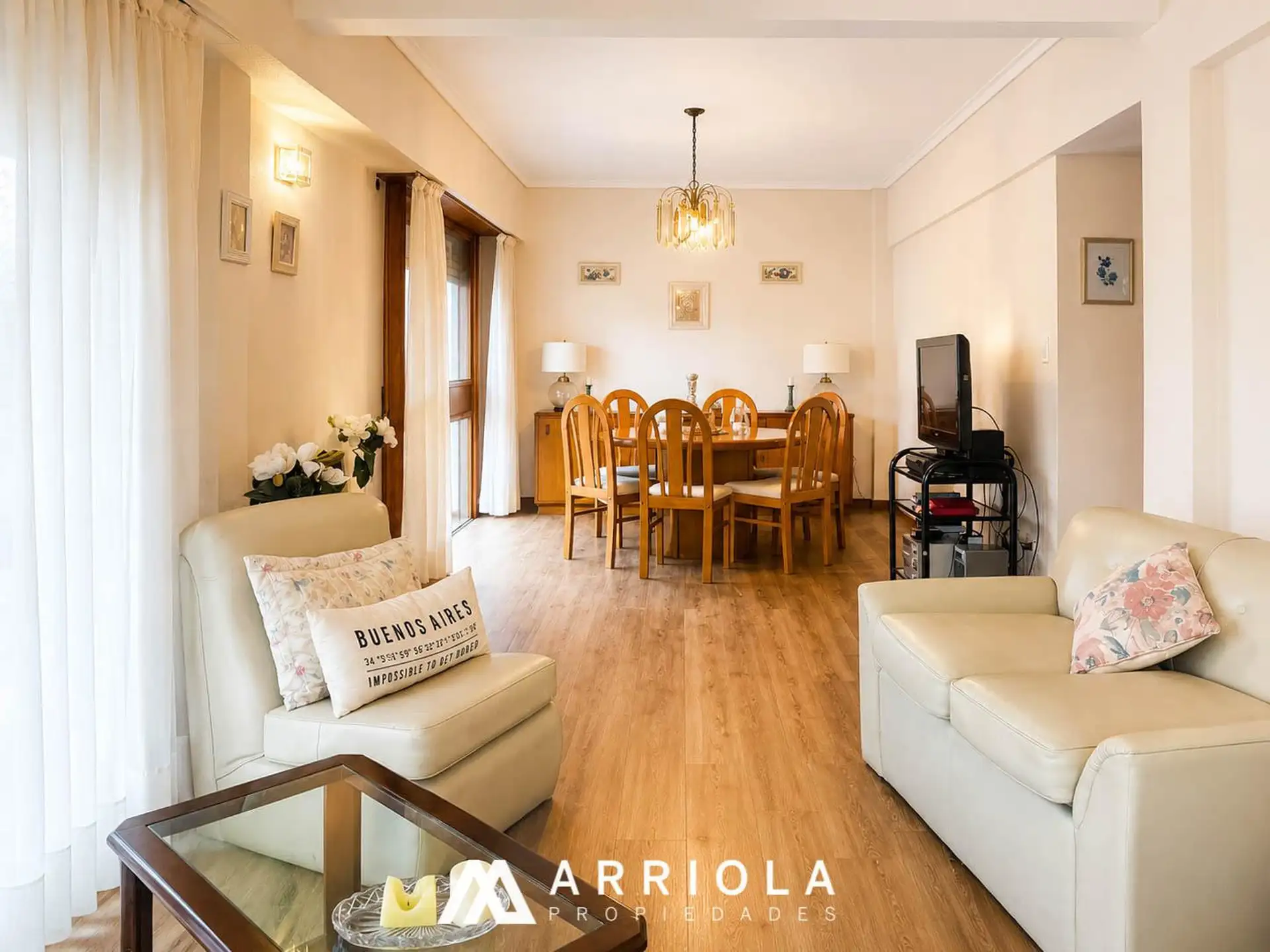 Depto 3 amb, 70m² en La Perla, con muebles y 2 baños