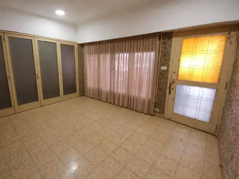 Casa en Venta en Villa del Parque, USD 345.000