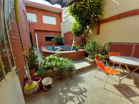 VENTA CASA VILLA DEL PARQUE PILETA COCHERA
