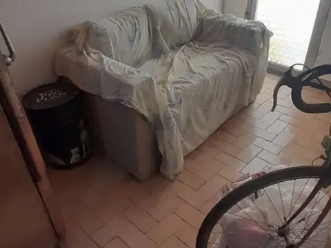 Depto Tipo Casa en Venta 32 años