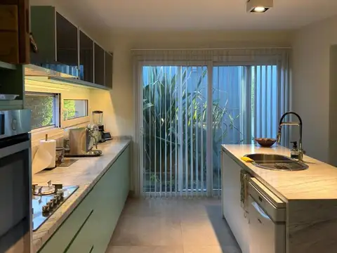 Casa en Alquiler al Oeste