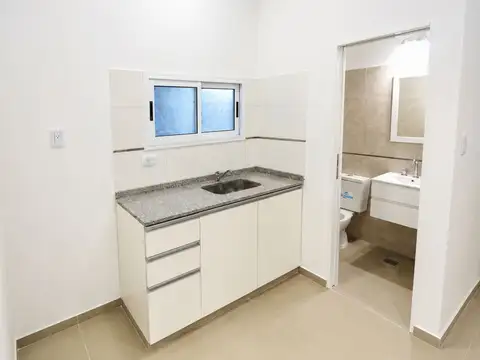 OPORTUNIDAD VENTA LOCAL CENTRO VILLA LUZURIAGA ARIETA ESCUCHA OFERTA