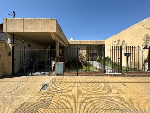 CASA - 3 AMBIENTES  - MERLO NORTE