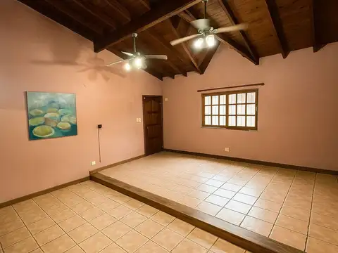 Casa en Venta en Ituzaingo, USD 135.000
