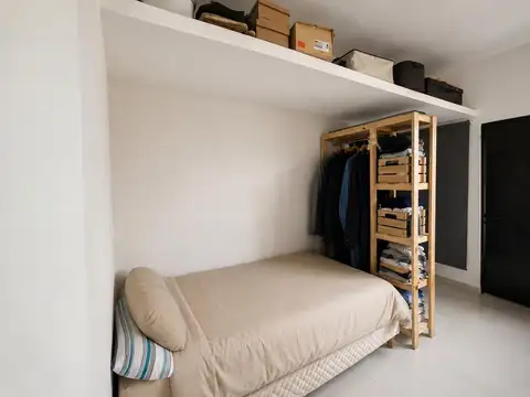 Depto Tipo Casa en Venta en Bernal Oeste, USD 30.000