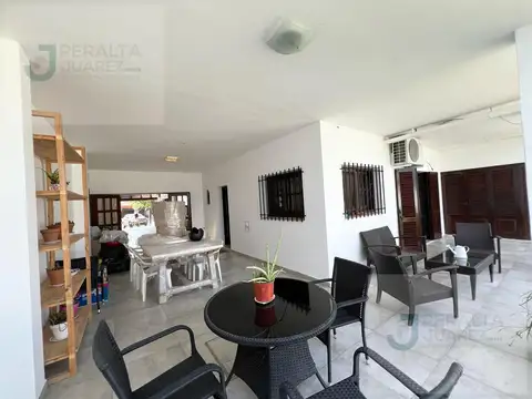 Casa en Alquiler de 4 dormitorios