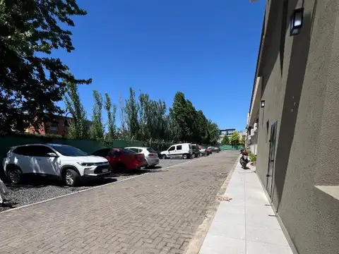 Departamento en Alquiler con 1 cocheras