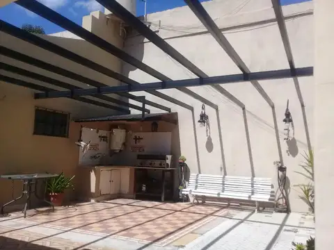 Casa en Venta en Lujan, USD 490.000