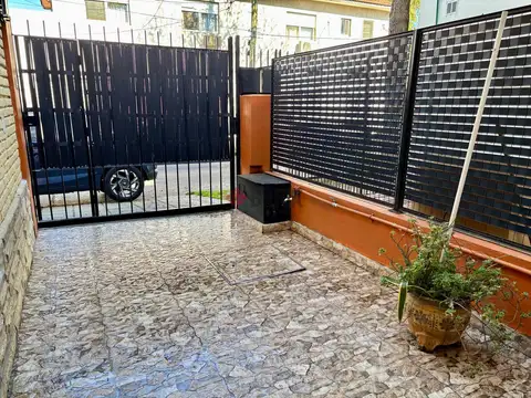 Depto Tipo Casa en Venta de 3 ambientes