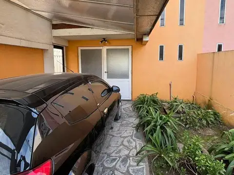 Depto Tipo Casa en Venta de 4 ambientes