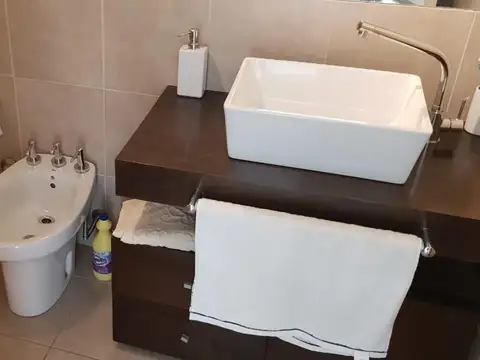 Departamento en Alquiler con 1 cocheras
