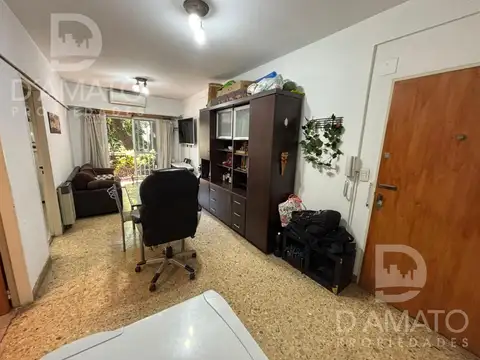 Departamento en Monte Castro