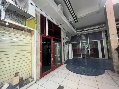 Avenida Corrientes 2300, Piso 0