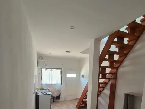 Depto Tipo Casa en Venta de 2 dormitorios