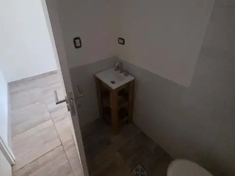 Depto Tipo Casa en Venta al Este