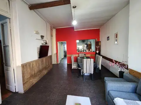 Casa 4 ambientes con 1 baño