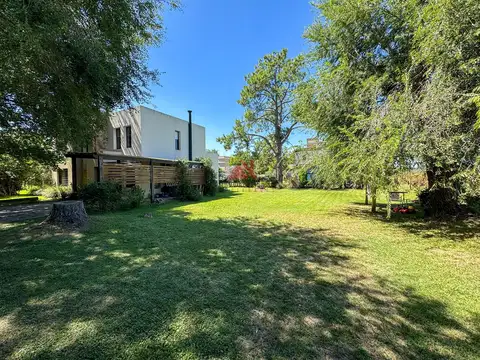 Casa en Venta en Larena Country Club, USD 158.000