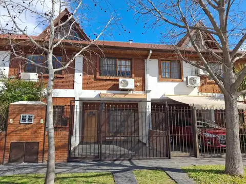 PH TRIPLEX EN VENTA EN VILLA ADELINA - JARDIN-COCH