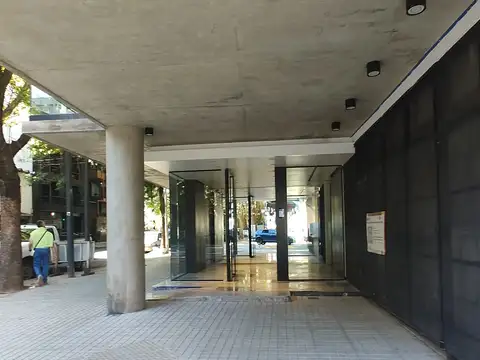 11 De Septiembre De 1888 2600, Piso 1