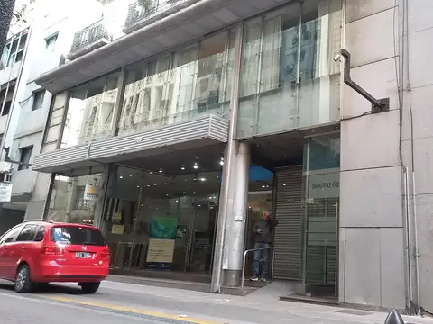 Miccrocentro Excelente Oficina con patio
