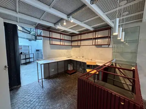 Local en Alquiler en Colegiales, USD 800