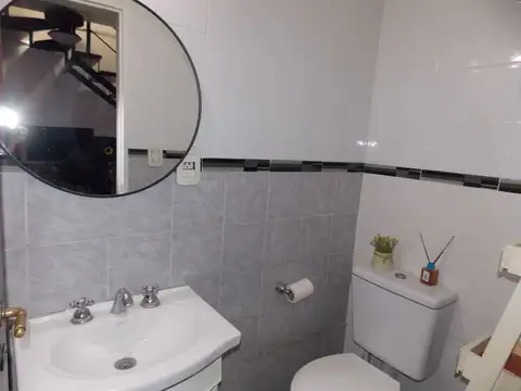 Depto Tipo Casa en Venta 25 años