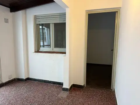 Depto Tipo Casa en Alquiler en Rosario, $ 400.000
