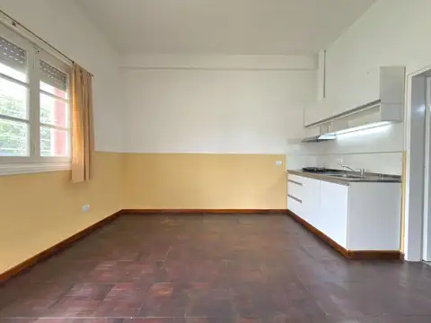 Depto Tipo Casa en Alquiler en Villa Ballester, $ 400.000