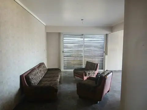 Departamento en Venta en Pompeya, USD 95.000