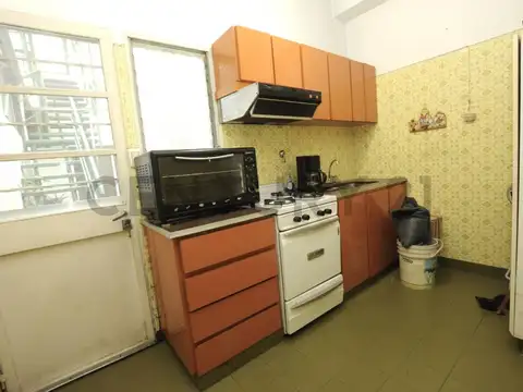 VENTA PH DE 3 AMBIENTES CON PATIO Y TERRAZA - SAN CRISTÓBAL