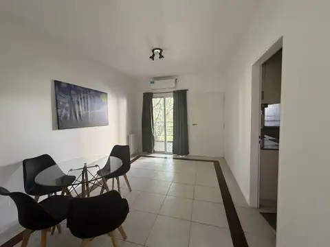 Monoambiente/dos ambientes con cochera  en alquiler en barrio Las Mercedes, Pilar