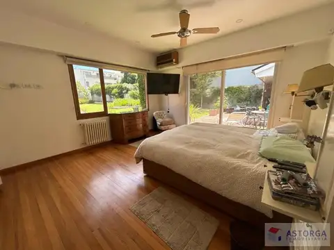 Espectacular casa en alquiler amoblada, con gran jardín y pileta - Zona premium de Martínez