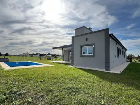 CASA EN VENTA EN BELLBARRI