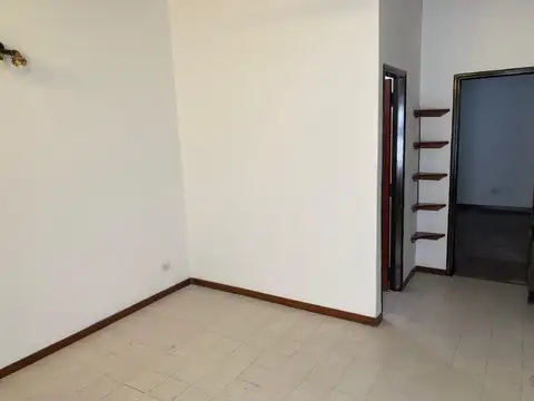 Depto Tipo Casa en Alquiler en Tolosa, $ 450.000