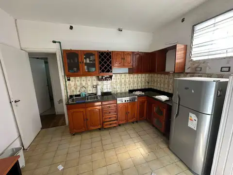 Casa en alquiler - 2 Dormitorios 2 Baños - Quilmes