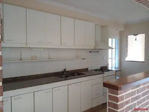 Casa en  Venta en Barrio Los Alamos - Tigre