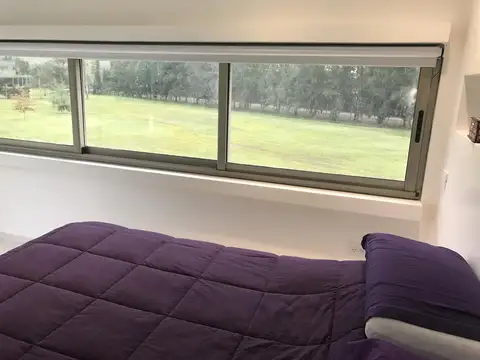 Casa 5 ambientes con 4 baños