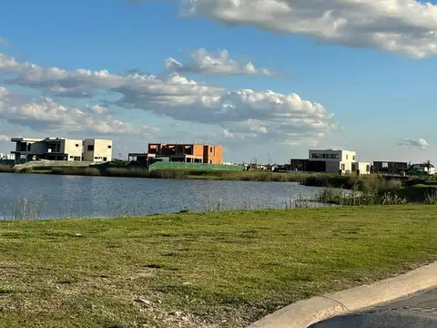 Terreno en Venta en Puertos, USD 79.000