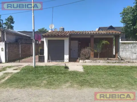 Casa en Villa De Mayo