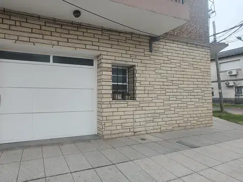 Alaquiler monoambiente / para una persona / Juncal 2888 Martínez