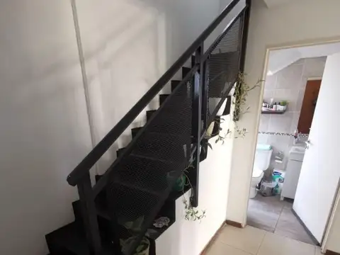 Departamento en duplex 2 y 1/2 amb 2 baños balcon