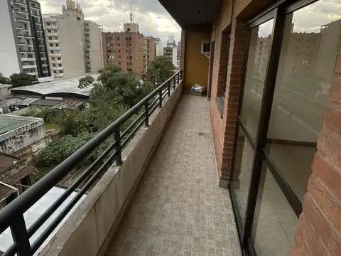 Oficina en Barrio Sur