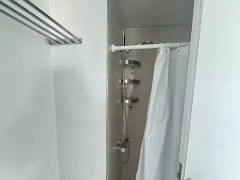 Monoambiente en alquiler - Vista al Dique